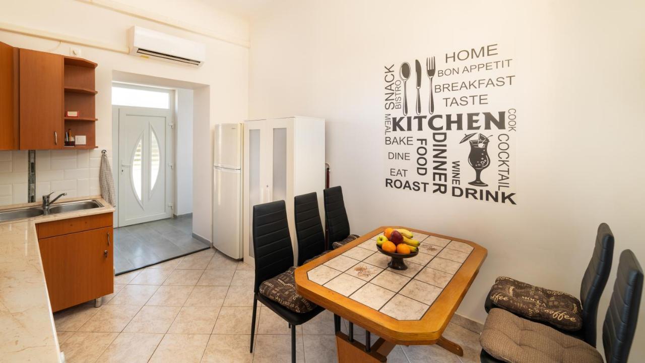 Ro-Land Vendeghaz Appartement Miskolc Buitenkant foto