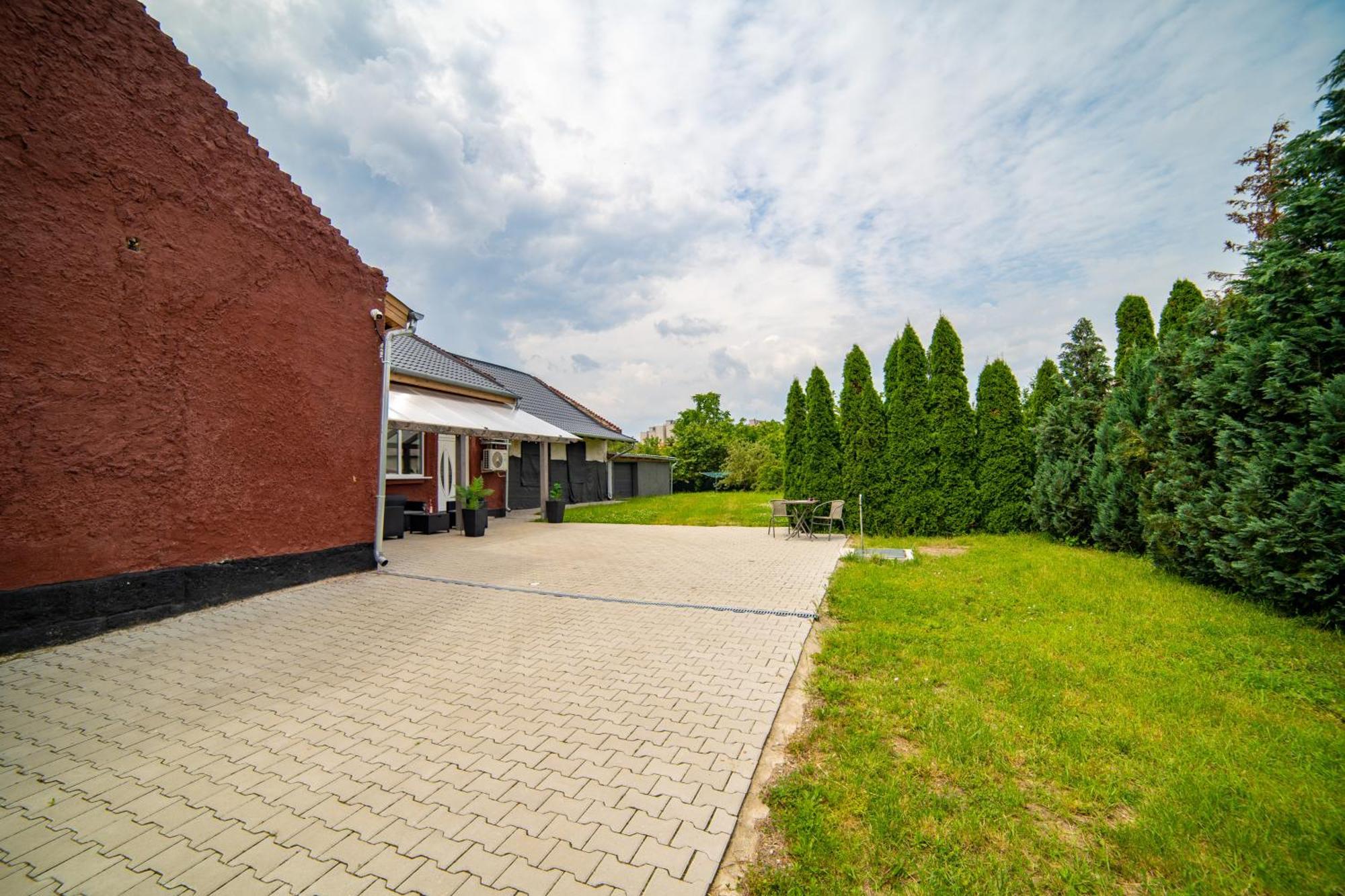 Ro-Land Vendeghaz Appartement Miskolc Buitenkant foto